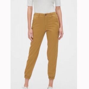 Gap Gold Pendant Girlfriend Joggers